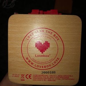 Lovebox ❤️ made in France! NWOT